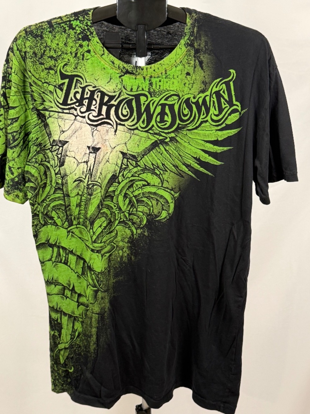 Vintage Throwdown Premium XL Y2K Green Black Eagle Wing Graphic Tee